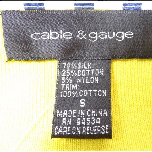 Cable & Gauge Yellow Collared Sweater Size S - Picture 9 of 11